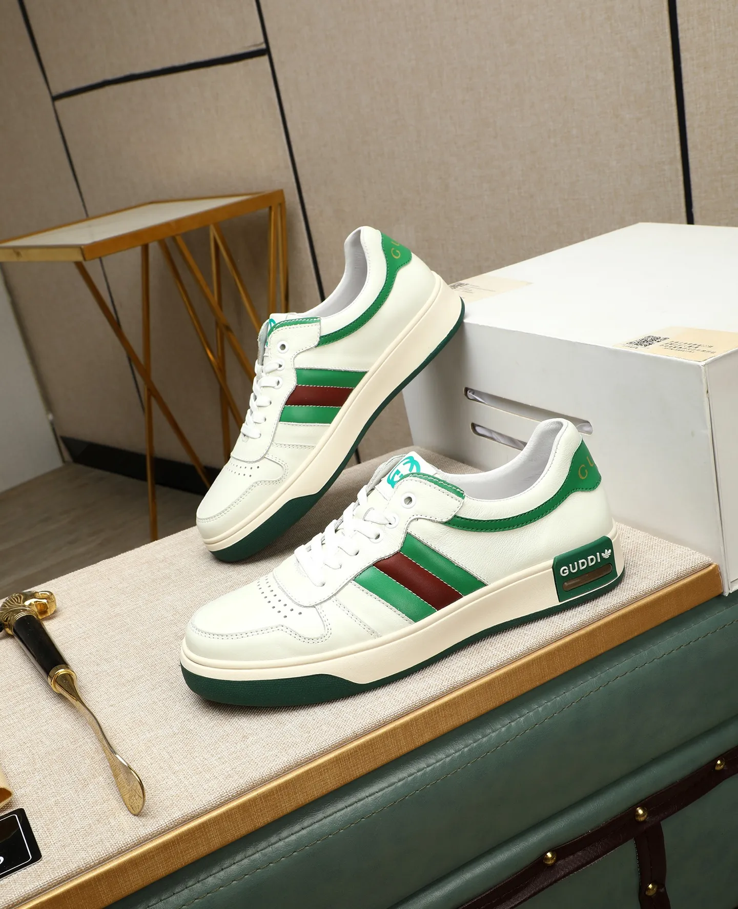 Men's men's shoes 💰440 GUCCI🔍🔍The latest model is on sale at the same time at the counter. Original calfskin imported from Italy, genuine leather lining, (high-end, noble, and classy) with exquisite workmanship. Sole: Original sole provided by the original factory, ⚠Exclusive double-layer movable molded sole super comfortable⚠, real shot 🎬The real thing is better🔍🔍"High quality·Follow the order" Code number 38-44